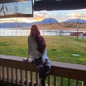 Meet your Posher, Stephanie